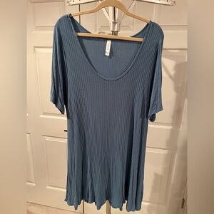 LuLaRoe Blue Ribbed Perfect Tee 3X EUC